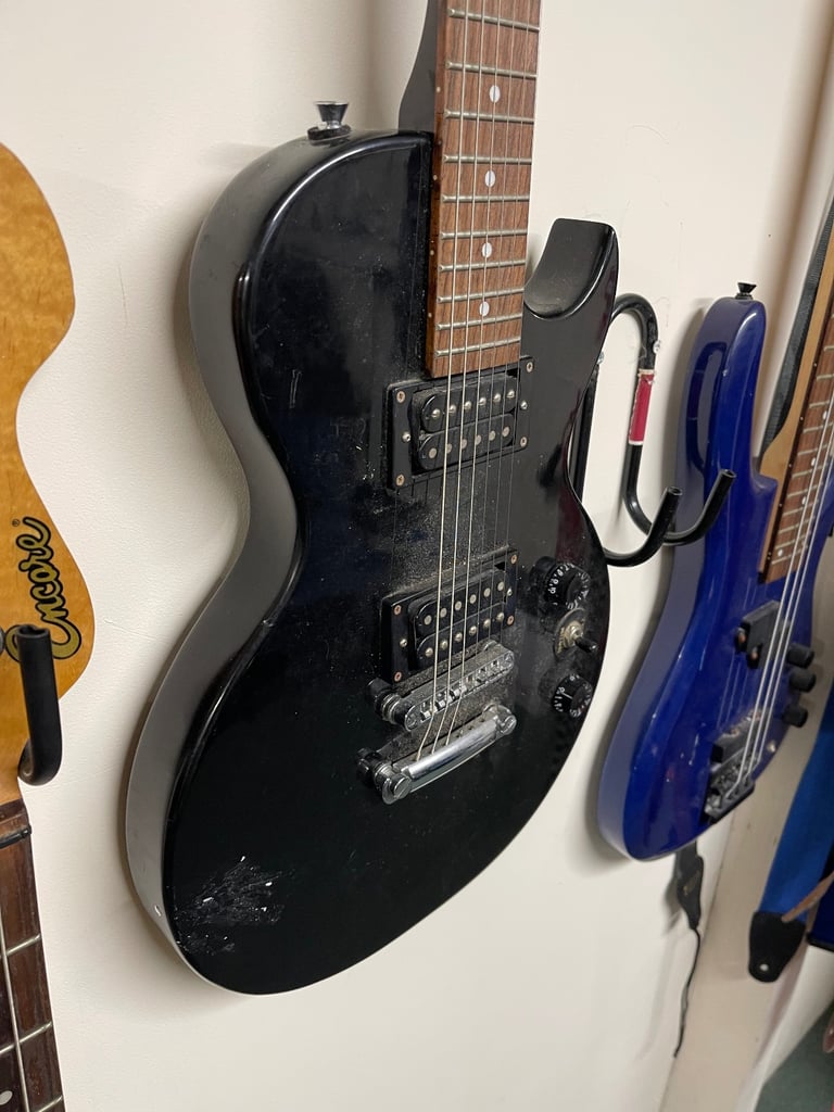 Tenson Black lp style rock electric guitar 4/4 Right Handed 6 String