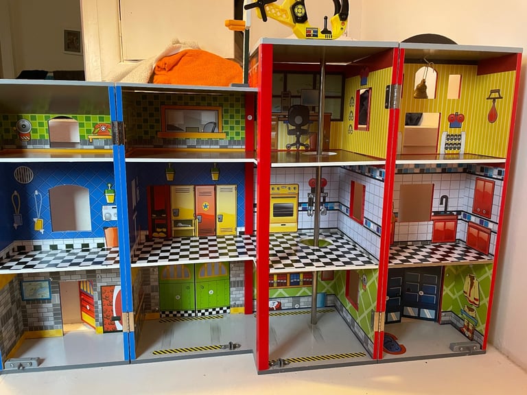 Kidkraft everyday heroes fire station/police station