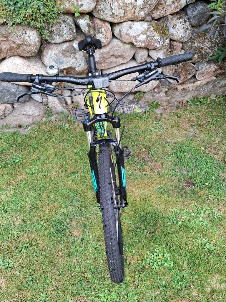 Specialized Pitch Sport ladies mountain bike 