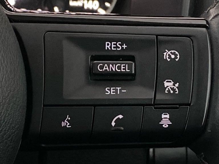 2022 Nissan Qashqai 1.3 DiG-T MH Acenta Premium 5dr Crossover/SUV PETROL Manual