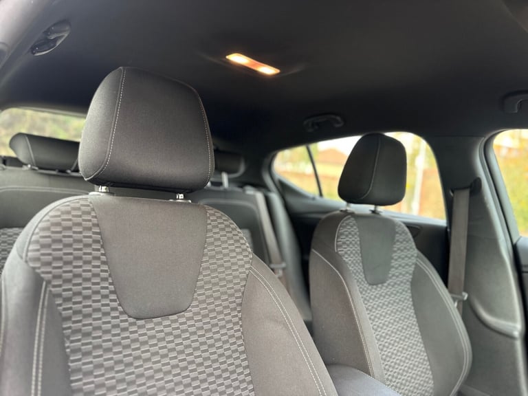 2016 Vauxhall Astra 1.6 CDTi 16V 136 SRi 5dr HATCHBACK Diesel Manual