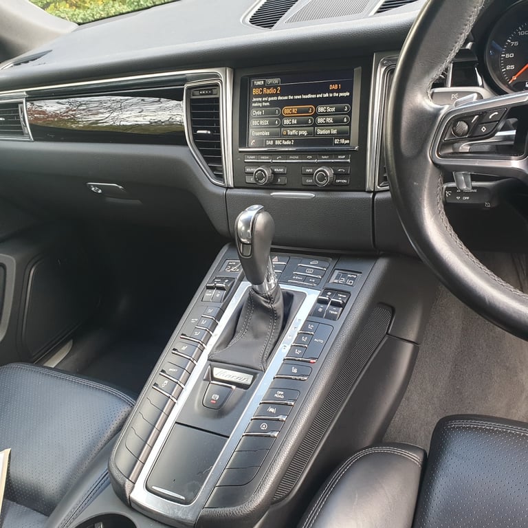 PORSCHE MACAN S (2015) 3.0 TD V6 S SUV 5dr Diesel PDK 4WD Euro 6 260P/S STUNNING