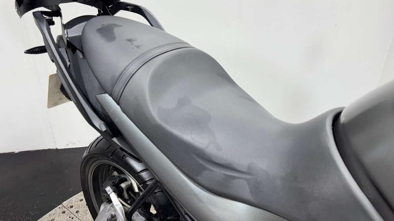 BMW R1200 2011 41K MOT 11/26 CLEAN BIG CC TRADE SALE COMMUTER BIKE 1200CC