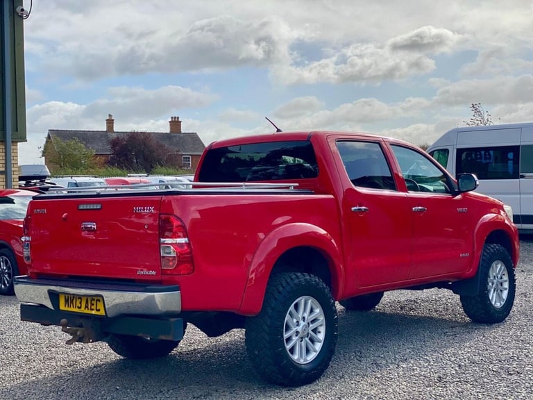 2013 Toyota Hilux Invincible D/Cab Pick Up 3.0 D-4D 4WD 171 PICK UP DIESEL Manual