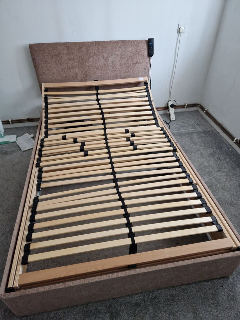 image for Small double bed (4ft)