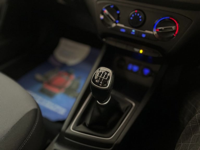 2019 Hyundai i20 1.0 T-GDi SE Hatchback 5dr Petrol Manual Euro 6 (s/s) (100 ps) Hatchback Petrol ...