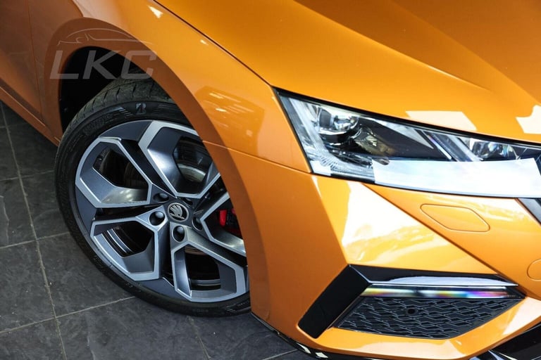 SKODA OCTAVIA 1.4 TSI iV 13kWh vRS DSG Euro 6 (s/s) 5dr 2024