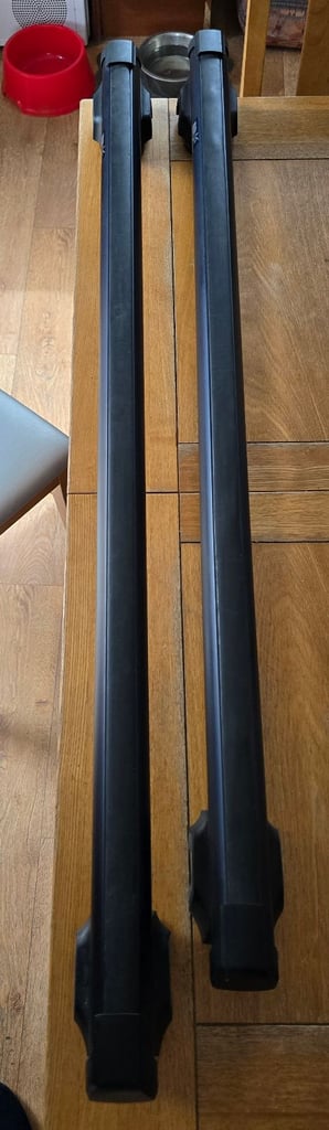 Audi A4 Avant roof bars for raised roof rail mounting