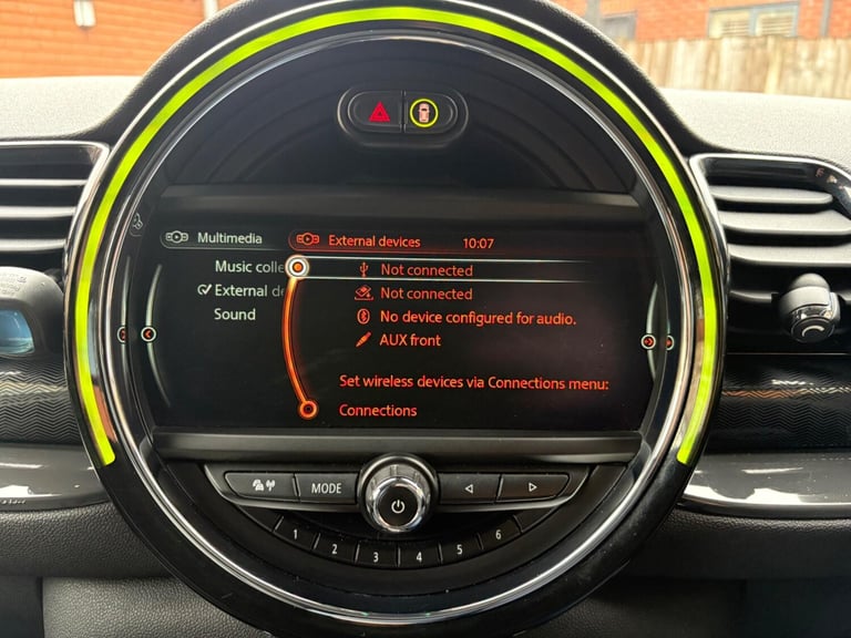 2015 MINI Clubman 1.5 Cooper Auto Euro 6 (s/s) 6dr ESTATE Petrol Automatic