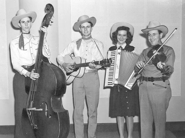 🎸 Looking for a Country / Bluegrass Guitarist 🤠