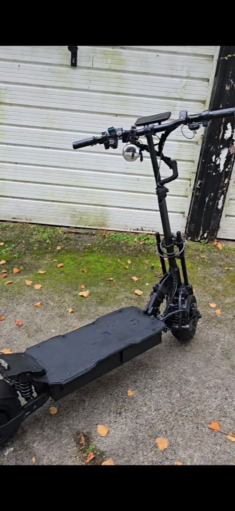 Electric scooter black edition+proof of purchased 