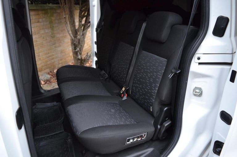 2017 Vauxhall Combo COMBI,PANEL,CREW VAN 5 SEATS,2300 CDTI