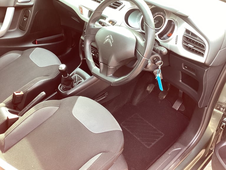 2013 Citroen C3 1.2 VTi VTR+ 5dr HATCHBACK Petrol Manual
