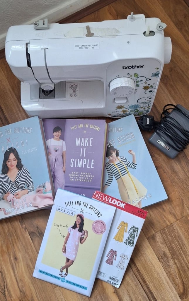 (Please Read the description)Brother sewing machine MODEL HC14