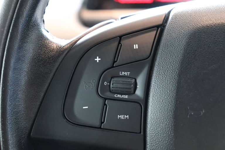 2016 Citroen C4 Cactus 1.6 C4 Cactus Flair Blue HDi  5dr SUV Diesel Manual