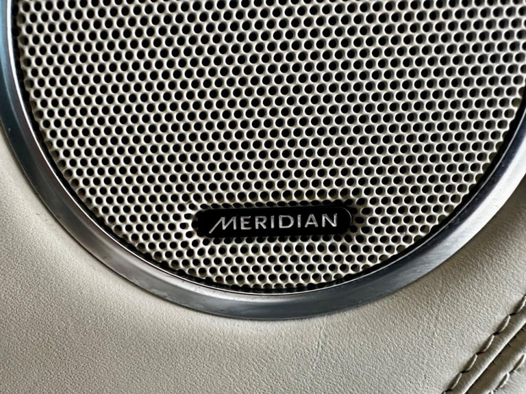  Land Rover Range Rover 4.4 SD V8 Vogue SE Auto 4WD Euro 6 (s/s) 5dr  Diesel Automatic