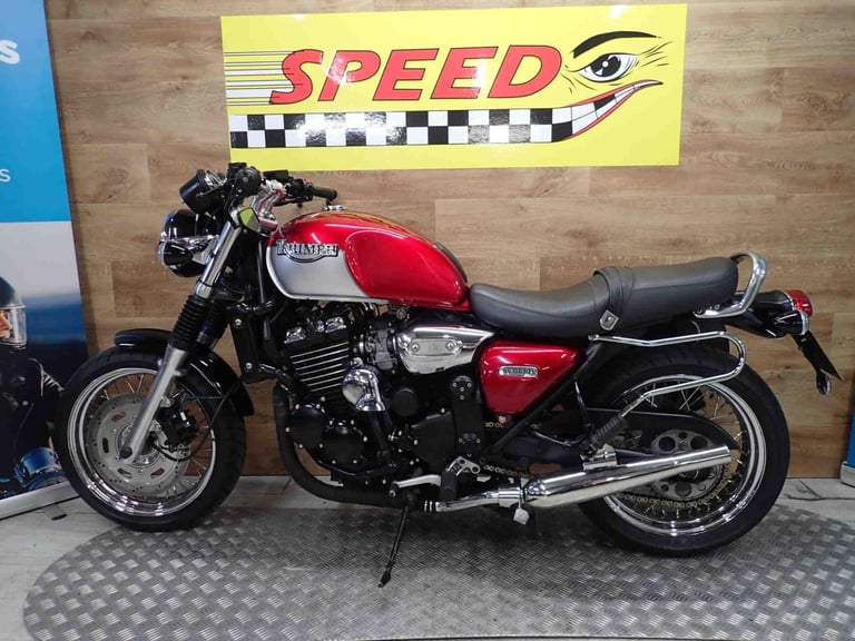 TRIUMPH LEGEND 885 1999