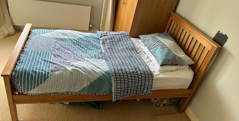Oak Furnitureland Solid Oak Single Bed with Mattress