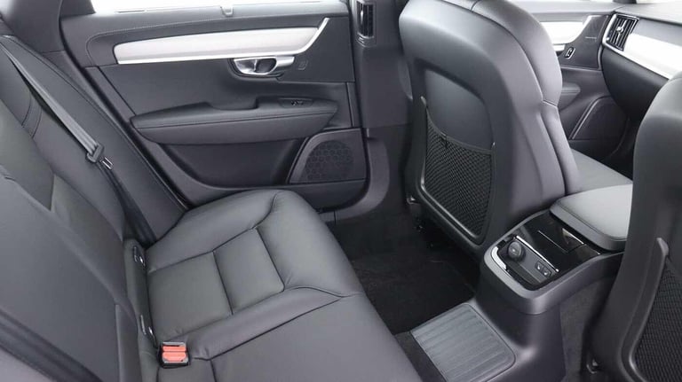 2025 Volvo V90 2.0 T6 [350] PHEV Plus Dark 5dr AWD Auto ESTATE PETROL/ELECTRIC Automatic
