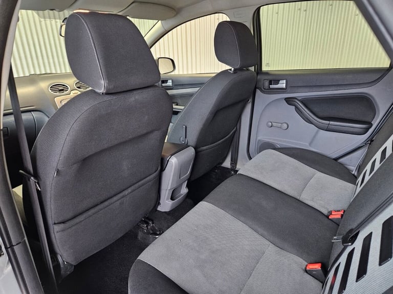 2009 Ford Focus 1.6 Zetec Hatchback 5dr Petrol Manual (161 g/km, 99 bhp) Hatchback Petrol Manual