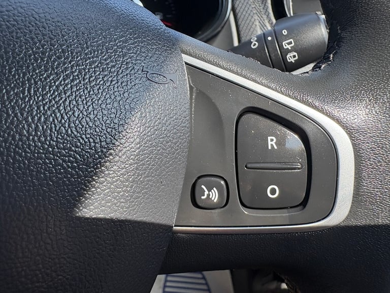2016 Renault Clio 1.2 16V Dynamique Nav 5dr HATCHBACK PETROL Manual
