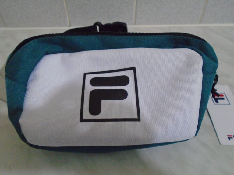 image for FILA BUM BAG / GREEN & WHITE / X1 / NEW WITH TAGS /