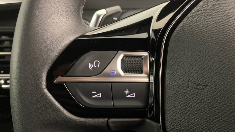 2024 Peugeot 2008 1.2 PureTech Allure SUV 5dr Petrol EAT Euro 6 (s/s) (130 ps) SUV Petrol Automatic