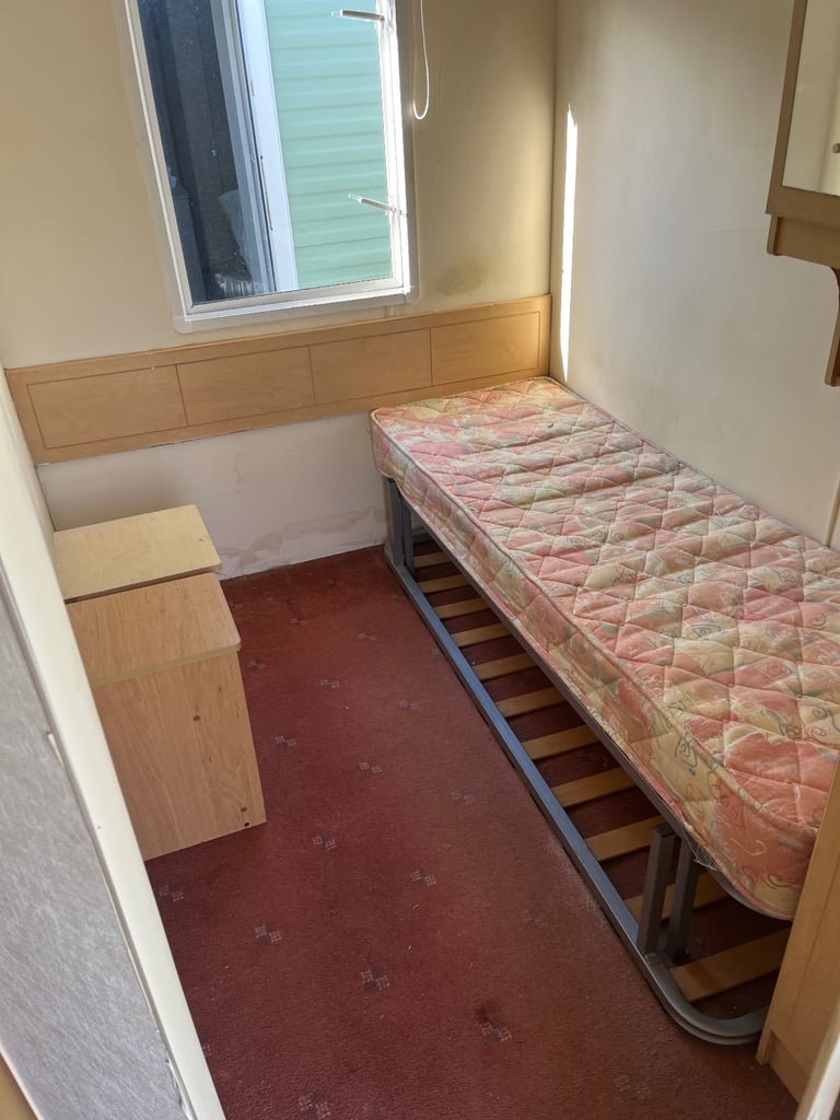 Static 2 bed caravan for rent