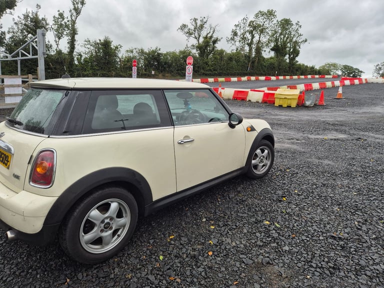 Mini, HATCHBACK, Hatchback, 2009, Manual, 1397 (cc), 3 doors