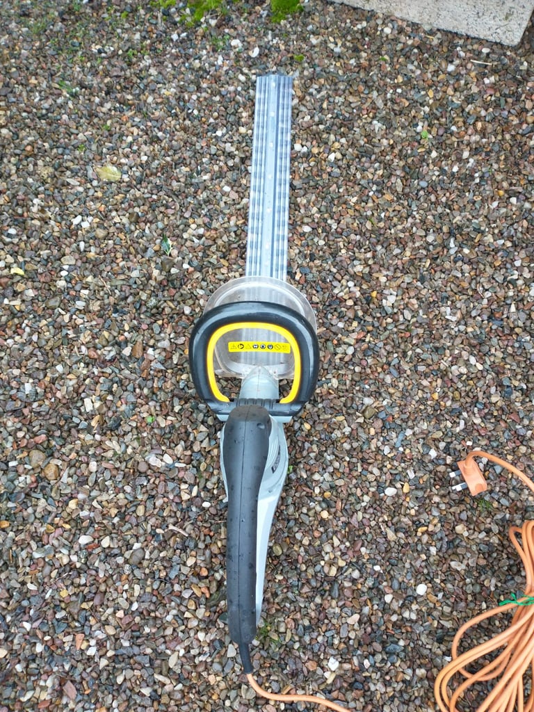 Titan Hedge Trimmer 