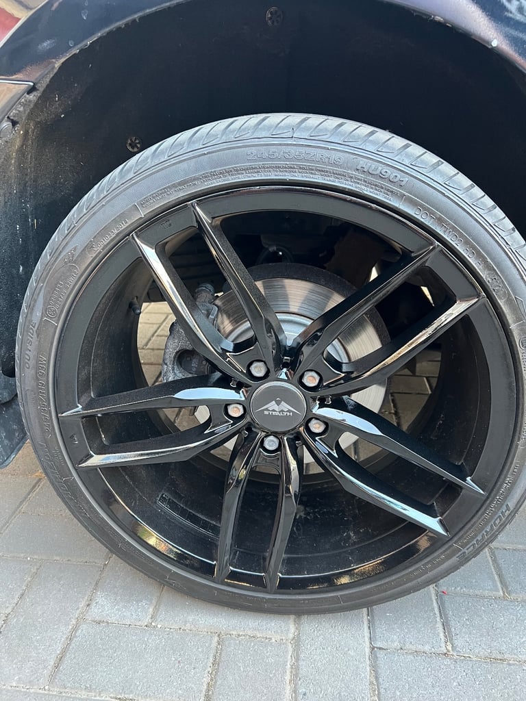 image for 19” Veeman Alloy Wheels (Transit Connect & Others)