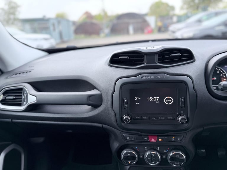 2015 Jeep Renegade 1.4T MultiAirII Limited Euro 6 (s/s) 5dr ESTATE Petrol Manual