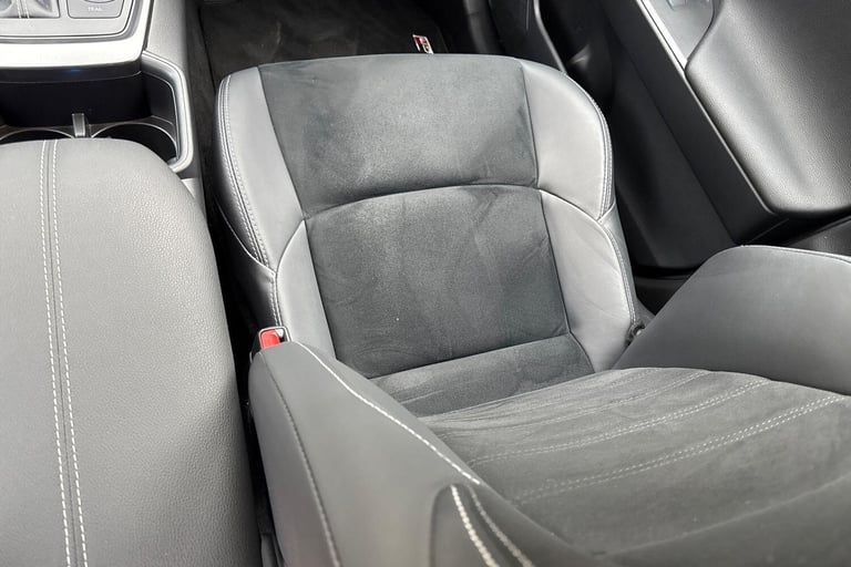 2024 Toyota RAV4 2.5 VVT 18.1kWh GR SPORT SUV 5dr Petrol Plug-in Hybrid CVT 4WD Euro 6 (s/s) ESTA...