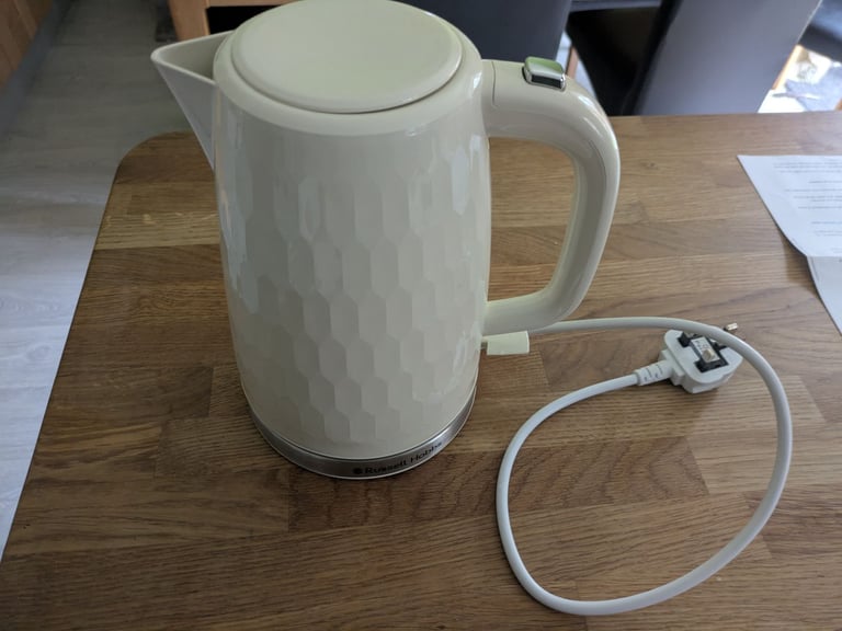 image for Virtually new Russell Hobbs cream honeycomb kettle 
