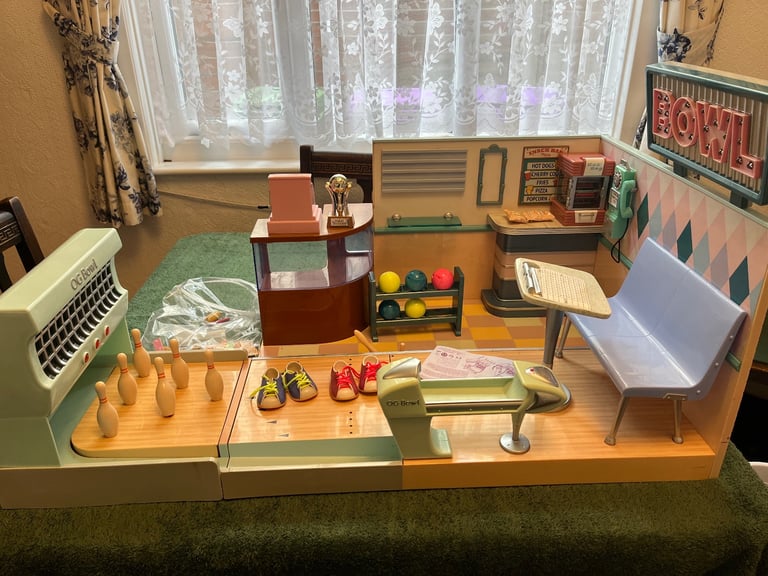 Our Generation Dolls Bowling Alley Play Set