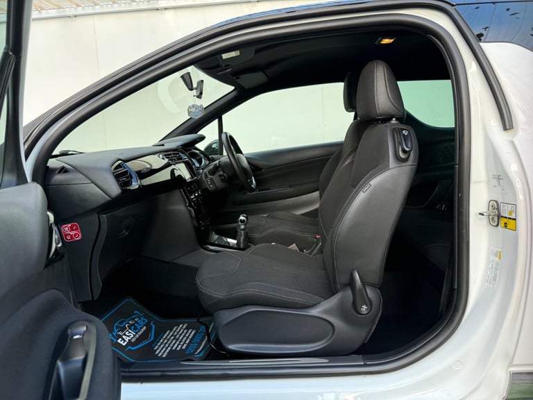 2015 DS Automobiles DS 3 1.2 PureTech DStyle Euro 6 (s/s) 3dr HATCHBACK Petrol Manual