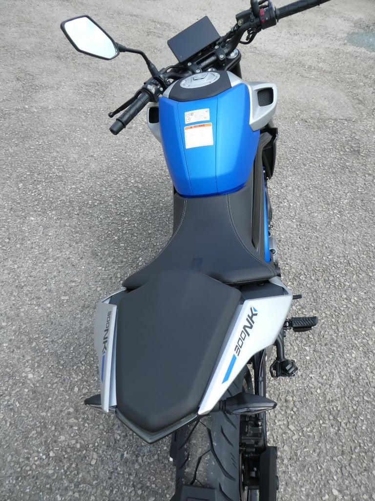 CFMoto NK 300