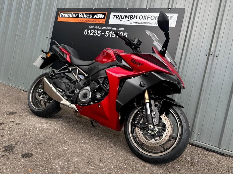 STUNNING ONE OWNER 2024/24 SUZUKI GSX-S 1000 GT+ MOTORCYCLE 