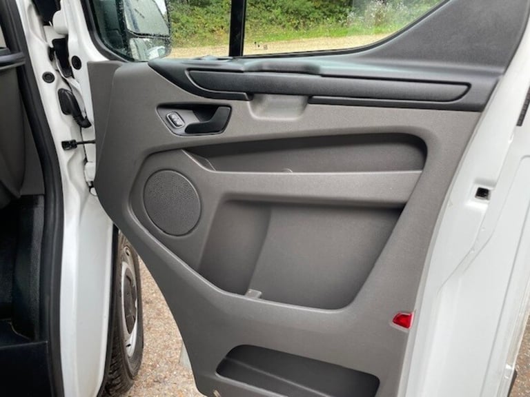 2021 Ford Transit Custom 300 EcoBlue Leader Panel Van Diesel Manual