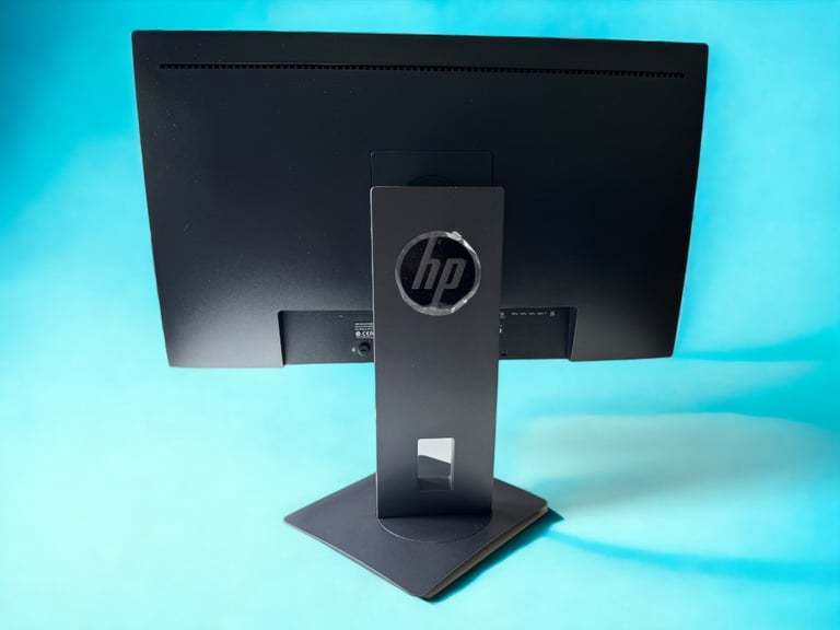 HP Z27n 27-inch Narrow Bezel IPS Monitor - Excellent Used Condition (RRP-£249.95)