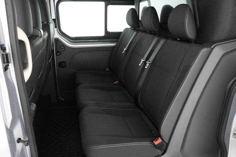 2025 Renault Trafic LL30 Blue dCi 170 ExtraSport[Safety] CrewVan Auto EAG9 Crew Van Diesel Automatic