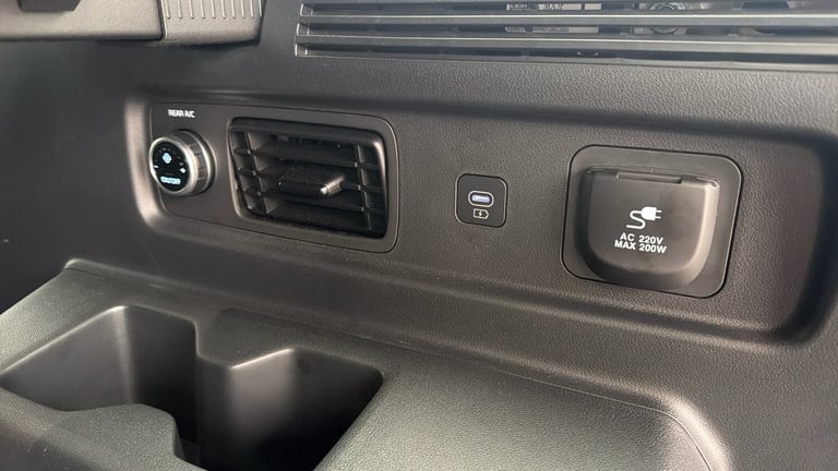 2025 Hyundai Santa Fe 1.6 TGDi Plug-in Hybrid Calligraphy 5dr 4WD Auto Estate Estate Hybrid Autom...