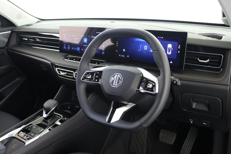 2025 MG MG HS 1.5 T-GDI Hybrid+ Trophy 5dr Auto Hatchback Hybrid Automatic