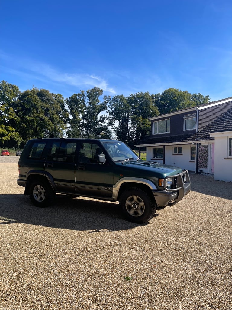 Isuzu BIGHORN/TROOPER AUTO 3.1 TURBO DIESEL 