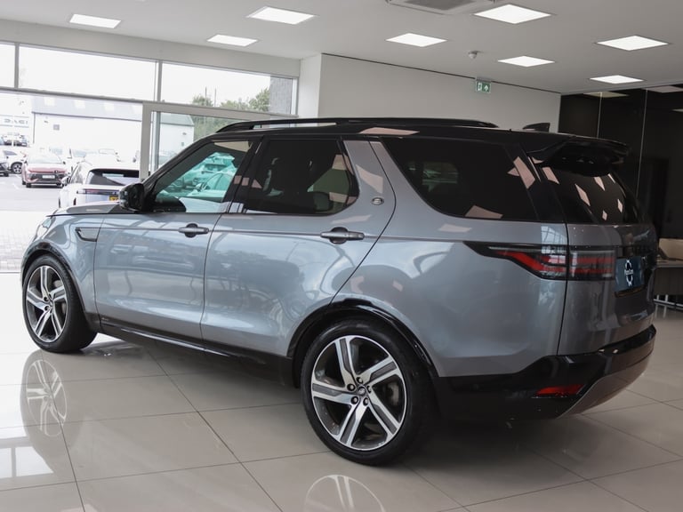 2021 Land Rover Discovery 3.0 D300 R-Dynamic HSE 5dr Auto Station Wagon Diesel Automatic