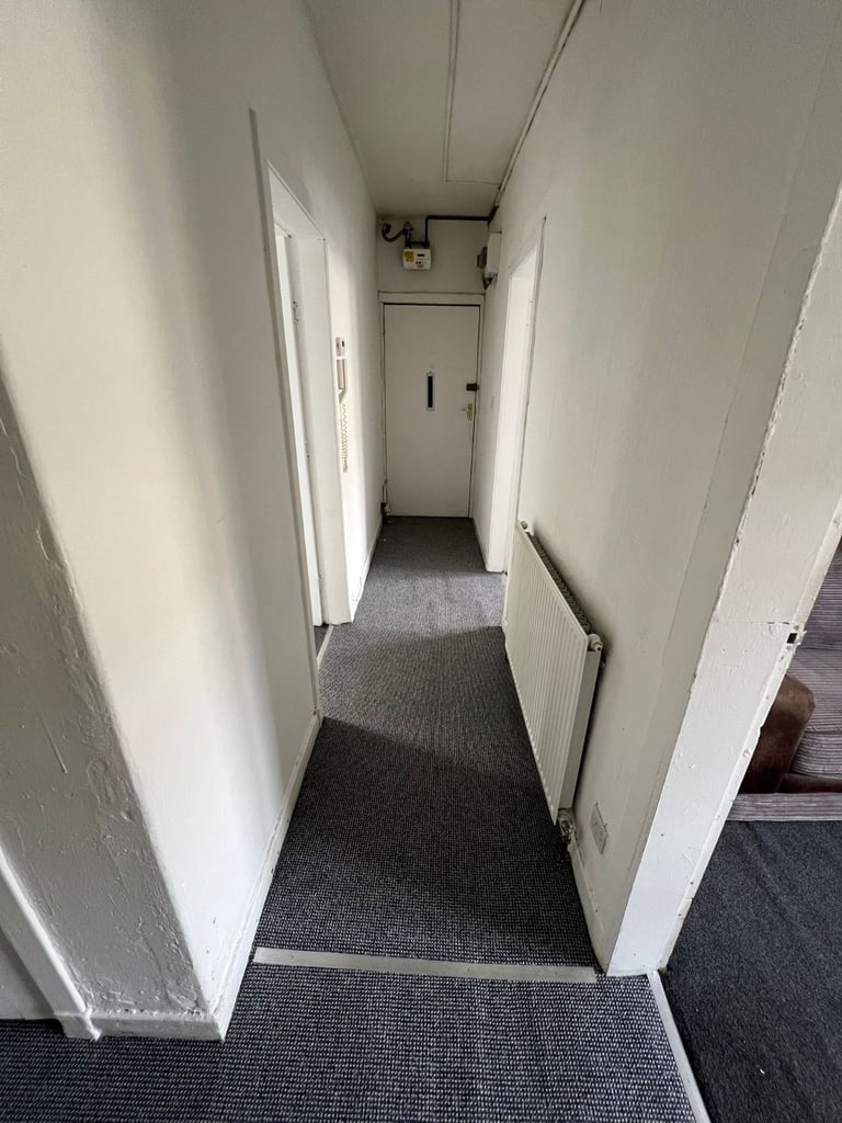 2/3 Bedroom Flat Prestonfield, nr University 
