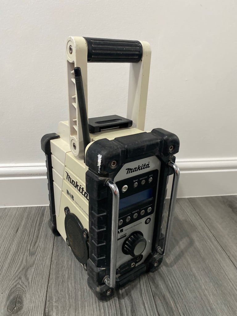 Makita dab radio 