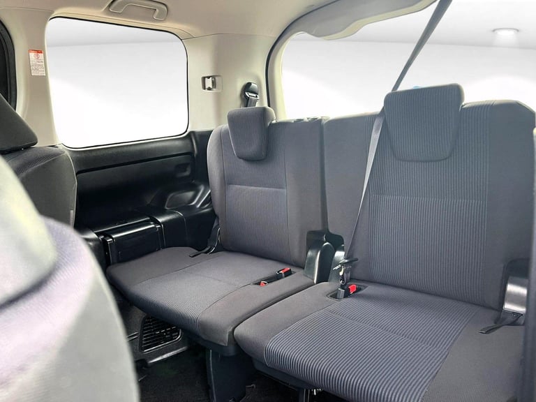 2019 Toyota Voxy Noah Hybrid 1.8 ZWR80 Auto Hybrid
