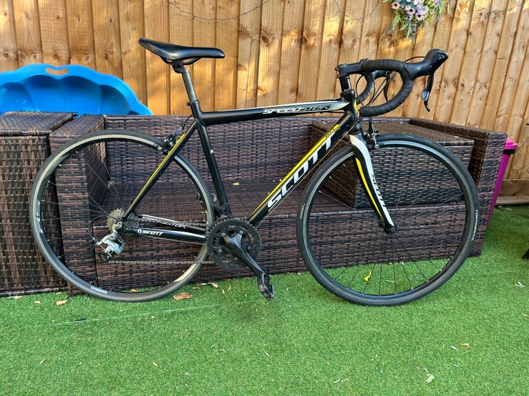 image for Scott Alu/carbon fork 2x11 spd road bike. Trek pinnacle Whyte Btwin Carrera trek gt 