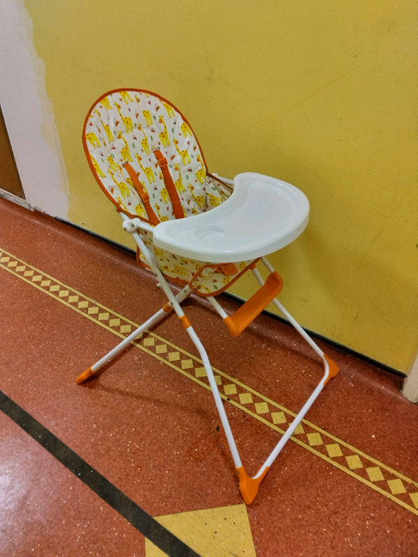 Mamia Highchair High Chair VGC in Lambeth, London Gumtree